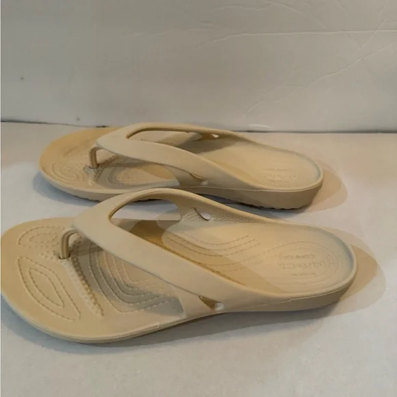 Crocs Women's Kadee II Flip Flop Sandals - Picture 8 of 10